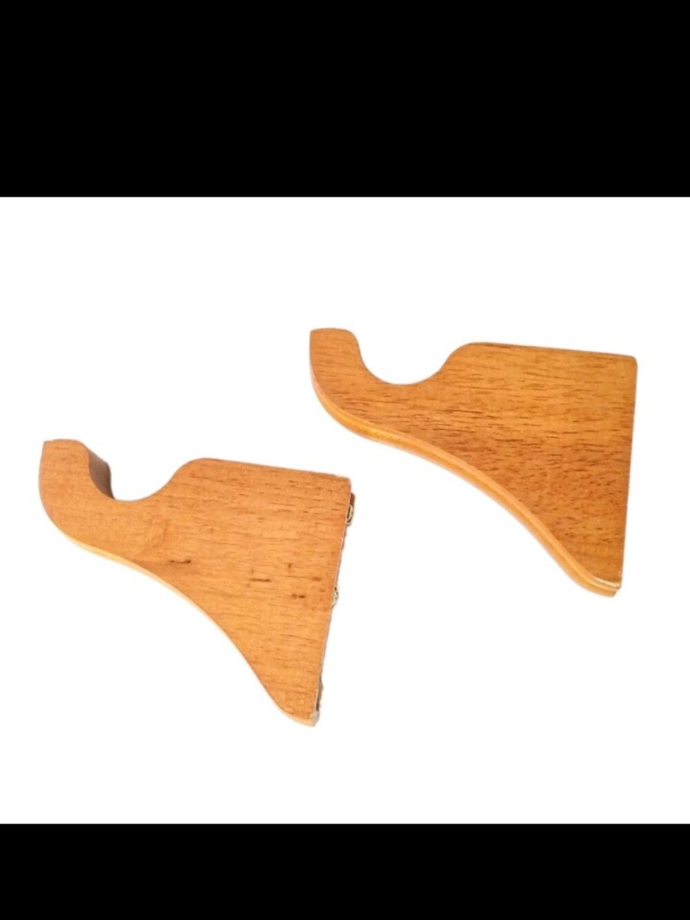 OB 2 Kirsch Wood Trends Brackets 3.5" Projection. Natural. Fits 1.5" Drapery Rod